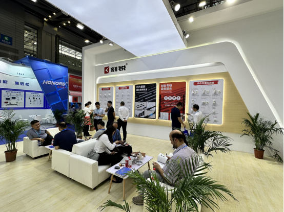 展會進行時-現場直擊-2023安博會第三天,刻銳繼續精彩 展會進行時-現場直擊-2023安博會第三天,刻銳繼續精彩